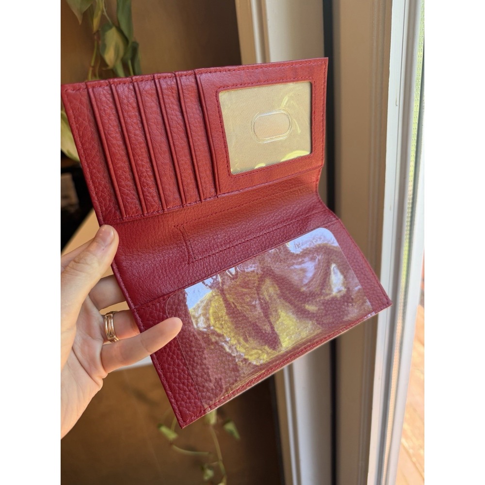 Levenger Red Soft Leather Wallet - Picture 3 of 5